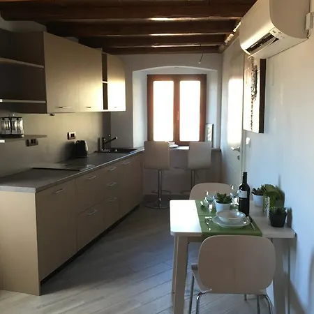 Boutiqe And Guest house
